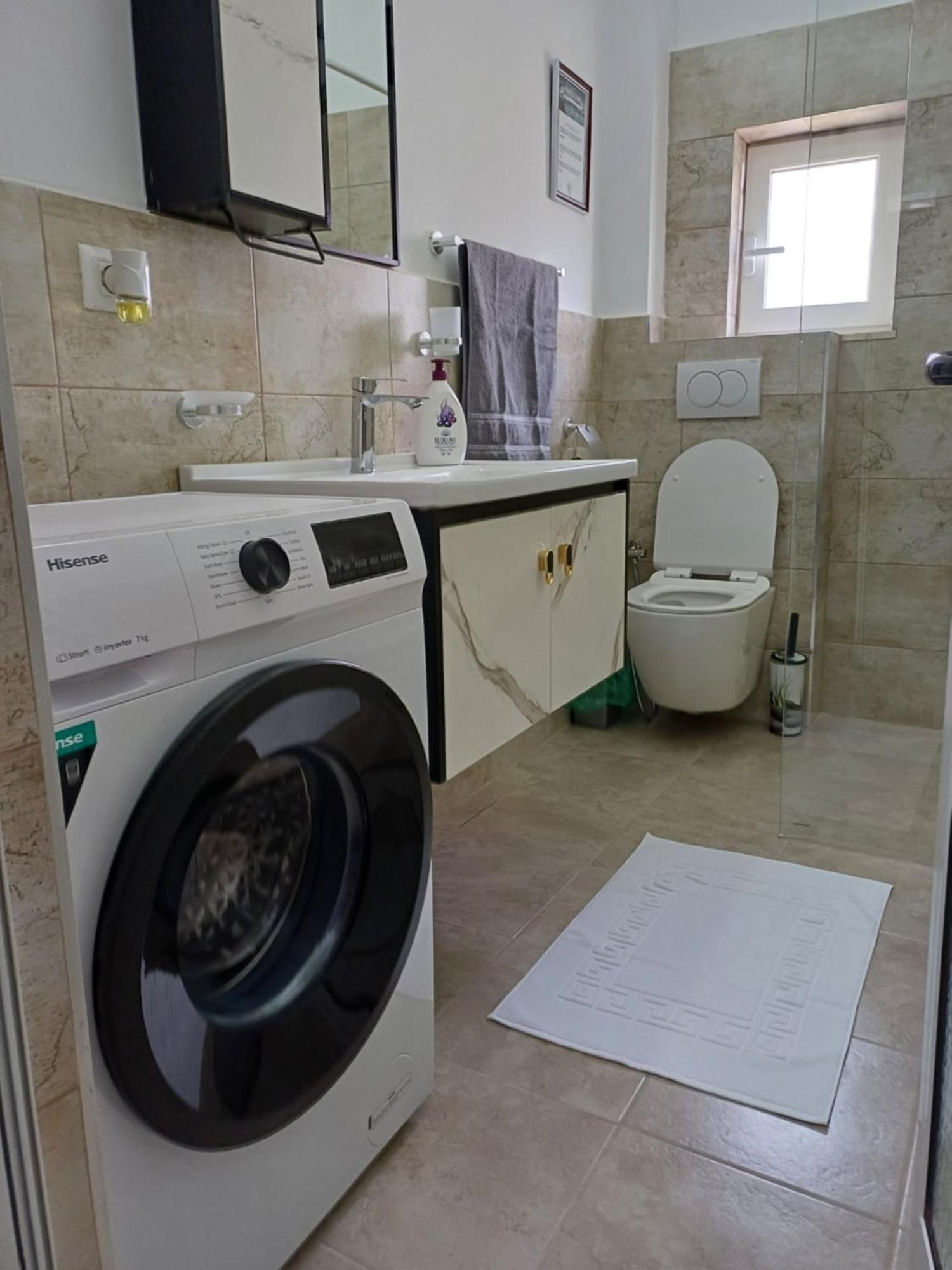 Apartamenti Vero Tirana Bagian luar foto
